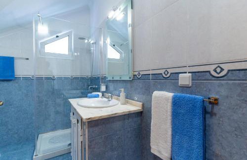 Vanda House com 2 Quartos Vista Mar e montanha no centro da Ilha - Foto 15