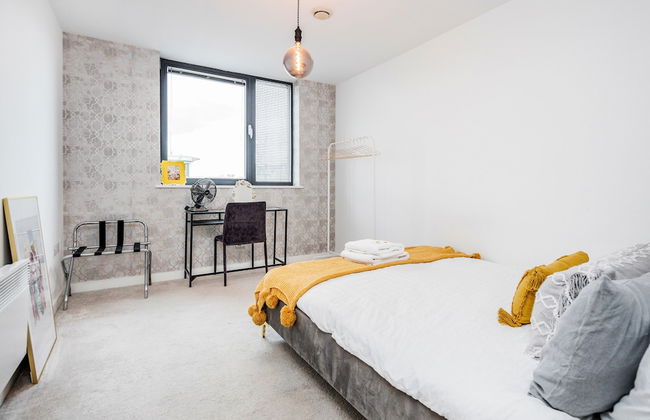 2-bed Apartment Near Basildon Train Station - Foto 3