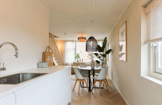 Suite in Vrouwenpolder Near North Sea Beach - Photo 5