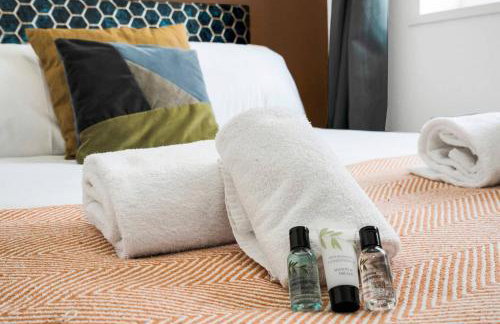 Spacious & Stylish - Free Parking - Fast Wifi - Foto 13