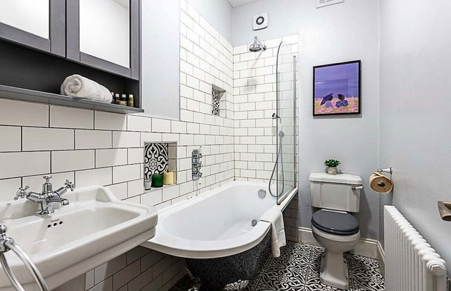 Modern and Spacious Colliers Wood Home - Foto 19