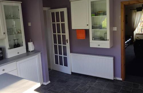 4 Bed Cottage Sleeps 6-Pet-Friendly-Private Garden - Foto 2