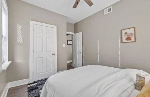 Convenient 2BR Near Convention & Hospitals - Foto 7