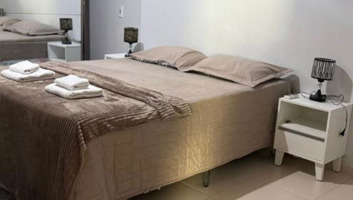 Minha mini casa aconchegante de 2 quartos e 2 camas de casal com Ar condicionado nos dois quartos - Foto 1