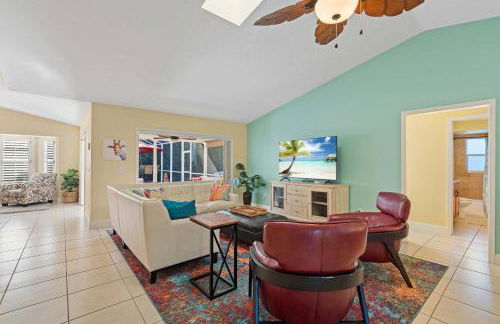 Pet Friendly Pool Home in River Reach of Naples FL - Photo 2