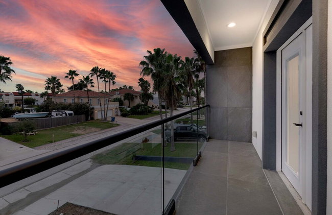 Immaculate Townhouse w Pool Balcony South Padre - Foto 90