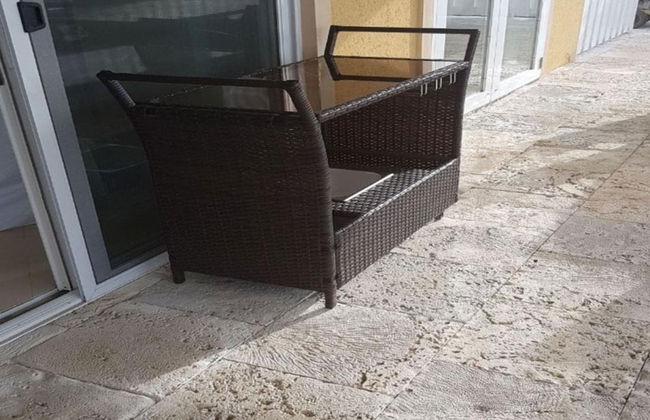 Je Suis Jamaica - 4 B R Beachfront Villa w Staff - Photo 59