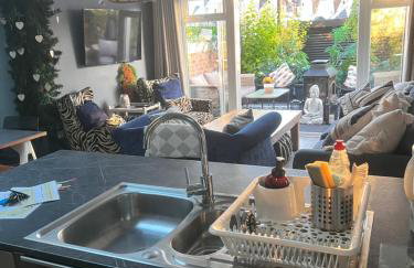 Sandy feet retreat - Photo 3