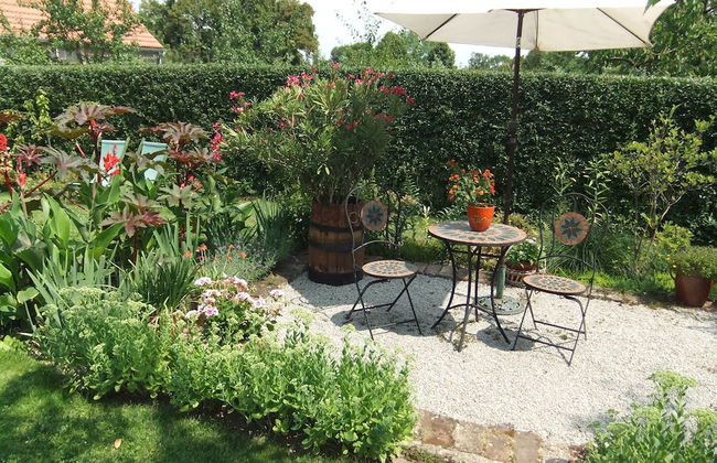 If you Want to Explore Lower Silesia, Sunny Apartment is the Perfect Location - Foto 23