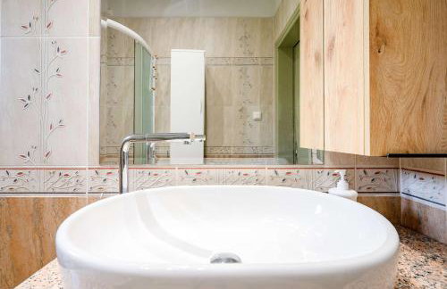 Eretria Panorama Seaview Retreat with Balcony - Photo 19