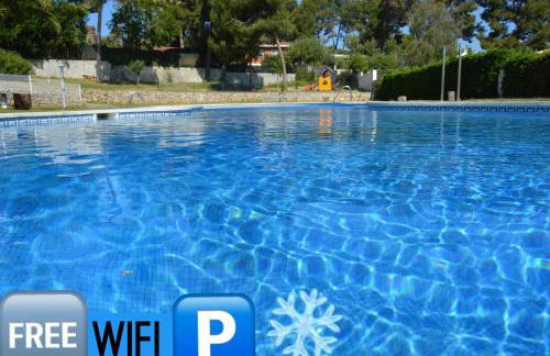 Pool, Beach, Golf & Hard Rock in Salou - Foto 1