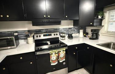 Cozy Quiet Near Downtown DeLand- Daytona Beach - Foto 8