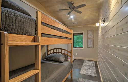 Modern Arcadia Farmhouse on 80 Acres with Fire Pit! - Foto 19