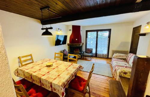 NEW on Bkg! NuovaGrangia Confortable for 2 Families - Foto 1