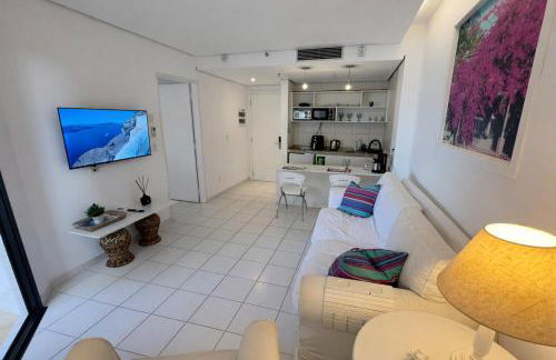 Flat em frente ao mar com piscina varanda e AC - Foto 11