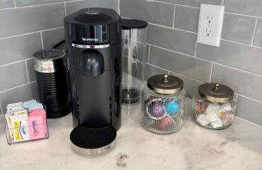 NEW Youngsville Escape KING Beds Cajun Luxury WiFi - Foto 23