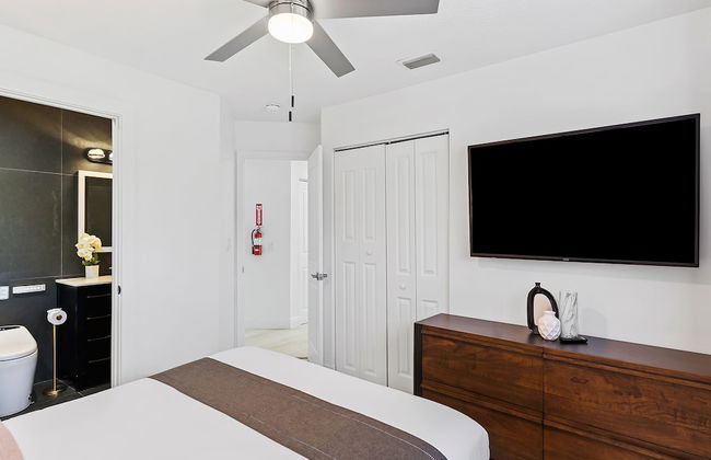 Luxurious 6-Bedroom Villa with Pool & Games - Foto 15