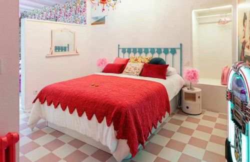 La Suite Años 50 La casa Barbie, bañera y chimenea de leña - Foto 9