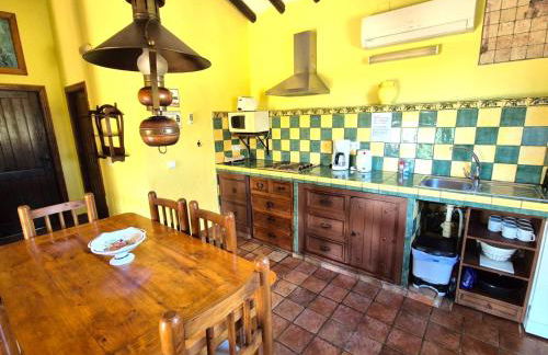 Rural cottage VINCENT van Gogh, with spectacular pool & OPTIONAL private 6 guests jacuzzi - Foto 27