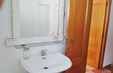 Chalet Adosado con dos terrazas y piscina - Photo 16