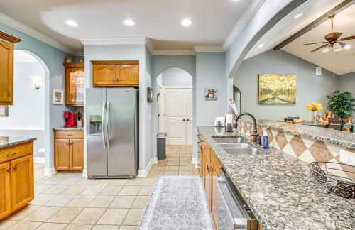 Less Than 5 Mi to Lake Desoto Grand Hot Springs Home - Foto 12