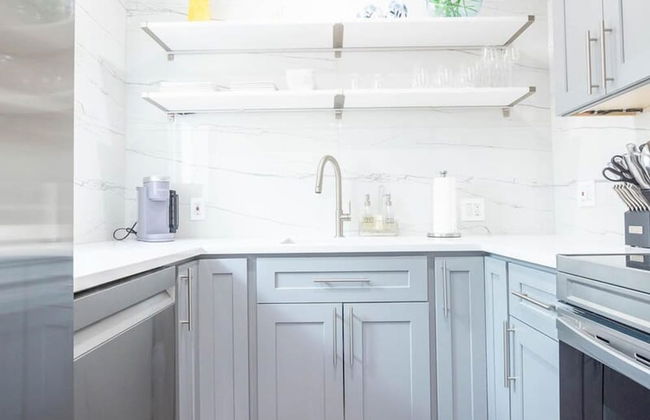 Uhost AI 1B Retreat Fully Equipped w Patio - Foto 11