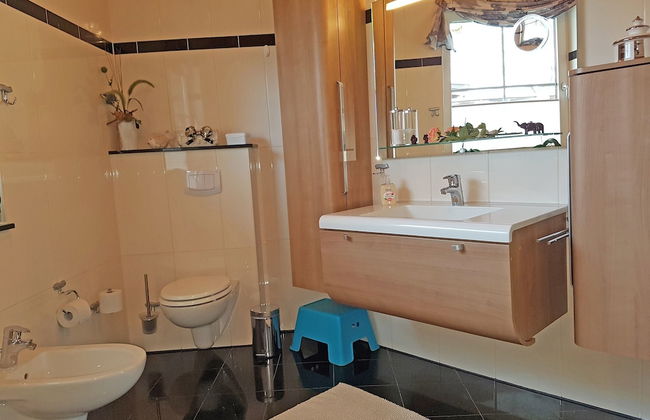 Reizendes Ferienhaus mit Swimmingpool Naehe Ostsee - Foto 14