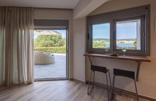 Boutique Saline Apartments - Green - Photo 7