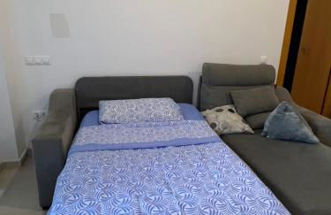 Apartamento con piscina ,parking y aire acondicionado - Foto 9