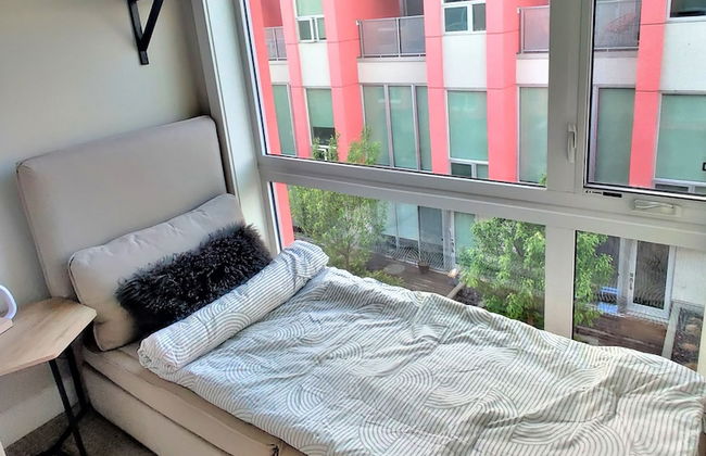 Monki Di Executive Suites - GLAS - Luxury Inner City Home 3 min to Downtown w Private Rooftop Patio Fireplace - Foto 13