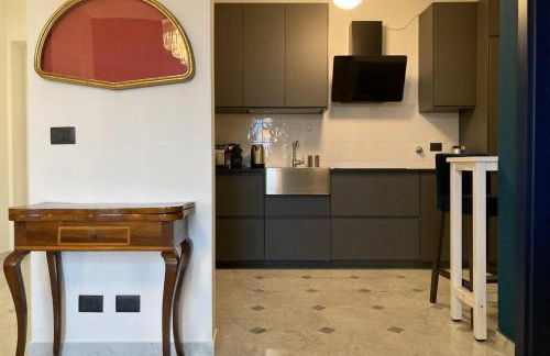 Historic Miramare palace - Foto 18