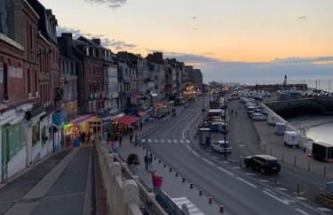 La Maison Bleue, proche de tout - Foto 32