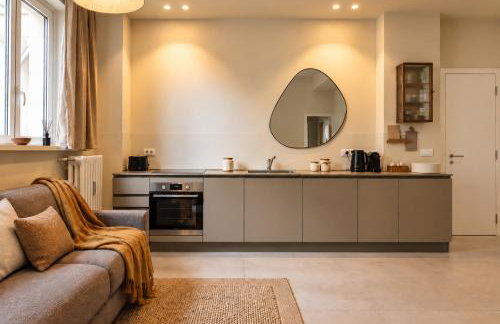 Giselda Corner Suite - Smart Central - Photo 7