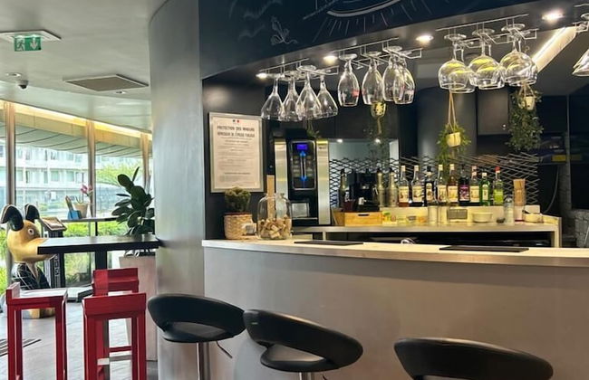 Standing Hôtel Suites by Actisource - Photo 37