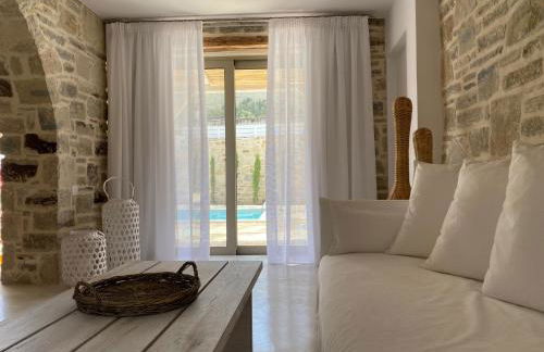 LAINI LUXURY SUITES - Photo 49