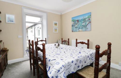 No 9, Watchet - Photo 6