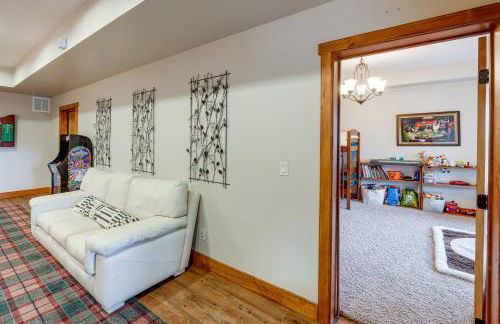 Pine Mountain Club Cabin with Private Deck and Views! - Foto 24