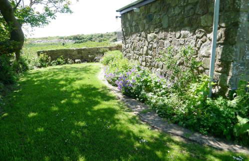 Ty Uchaf Cottage - Photo 18