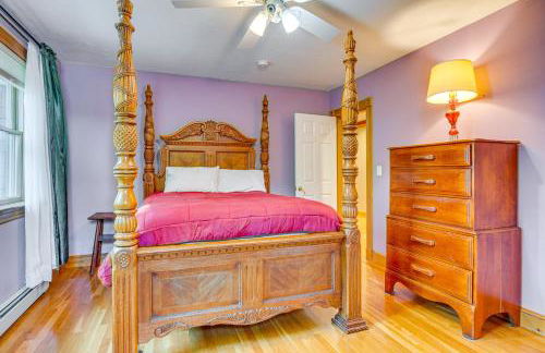 Spacious Belmont Home w/ Seasonal Pool & Grill - Foto 35