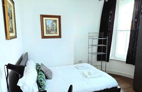 A Peaceful & Stylish Retreat in Vibrant London - Foto 17