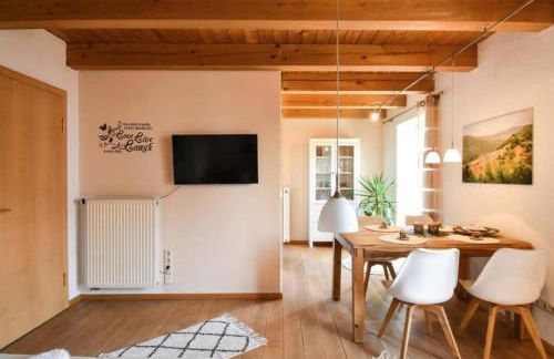 Charmante Chiemgauwohnung - Foto 8