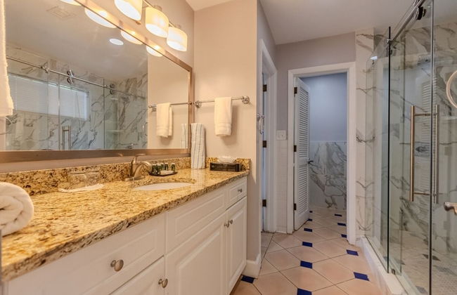 Pirates Pension at Bluebeard's Castle - Photo 20