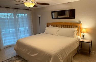 Pool home on the Bay, large private yard near AMI - Foto 7