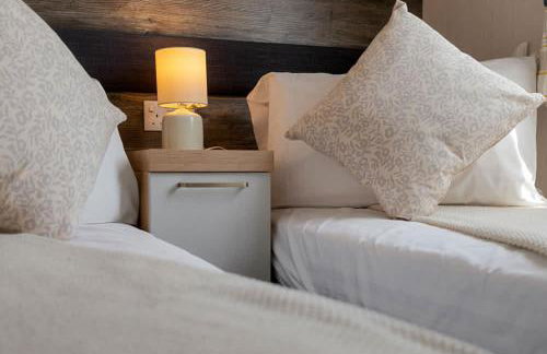 Lake View Escape - Fishing Lakes, Heated Outdoor Swimming Pool 500yrds on Sister Park , Pool Open April to September - Foto 32