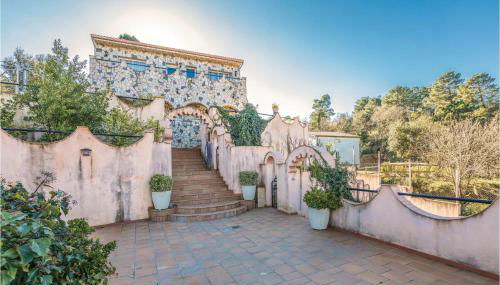 Lovely Home In Vidreres With Kitchen - Foto 1