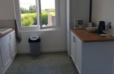 GITE chez mamie - 7 personnes A SAINTE LIVRADE SUR LOT - Foto 7