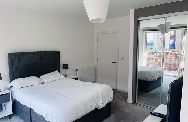 Lovely 1-bedroom With Private Balcony Near Barking - Foto 2