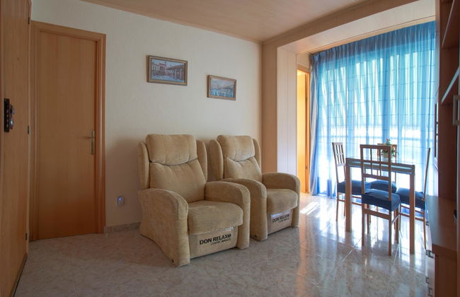 ApartmentsPlatjadAro - Photo 47