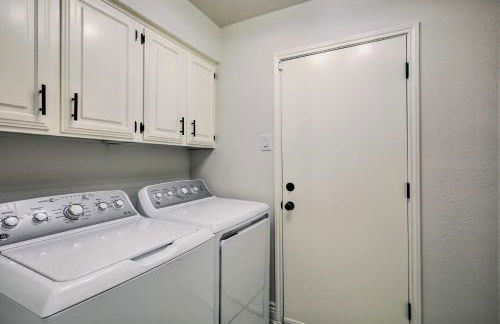 Stunning Plano Home with Private Pool and Hot Tub - Foto 23