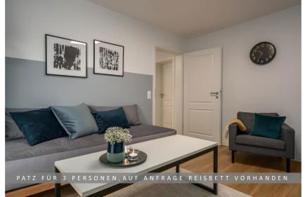 Apartment Leinetal mit Kamin & Kaminholz, 1-3 Personen , Schlafzimmer mit Boxspringbett 180x200 & hochwertige Hotelbettwäsche, bequemes Einzelbett im Wohnzimmer, Terrasse, Einbauküche, - Photo 7